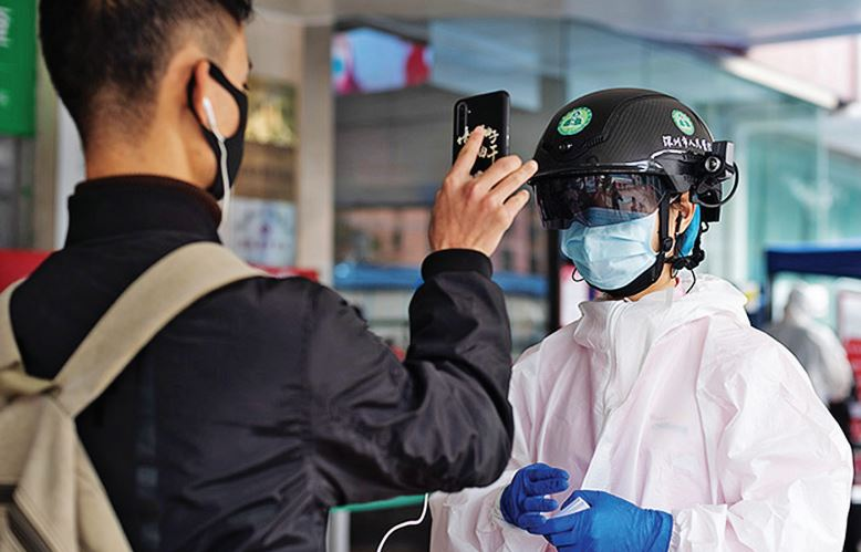 Fever detecting helmets from China allow health officials to detect high temperatures
